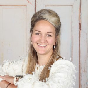 Inger Platenkamp foto voor web kinderergotherapeut Inger Platenkamp, ergotherapie in Oldenzaal, kinderergotherapie in Oldenzaal